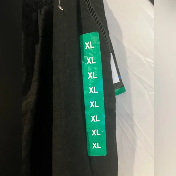 Briggs New York Black Straight Leg Pants - Picture 2 of 4